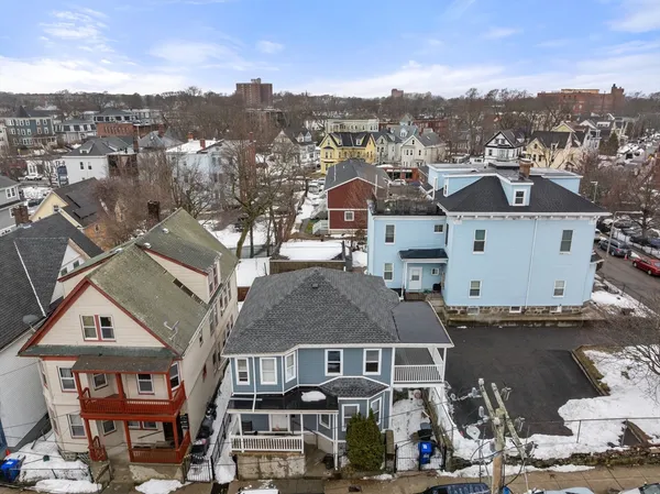 $2,500 | 5 Gayland Street, Unit 2, Boston, MA 02125