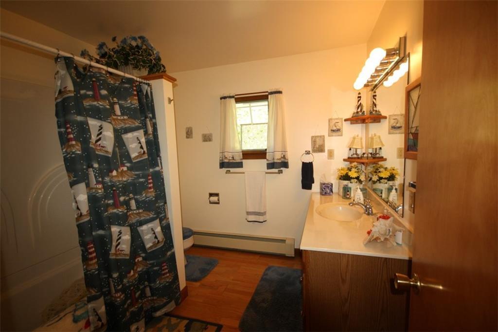 198 Pension Ridge Road Boothbay, ME 04537 - Photo 23 of 30 Guest bathroom with fiberglass...