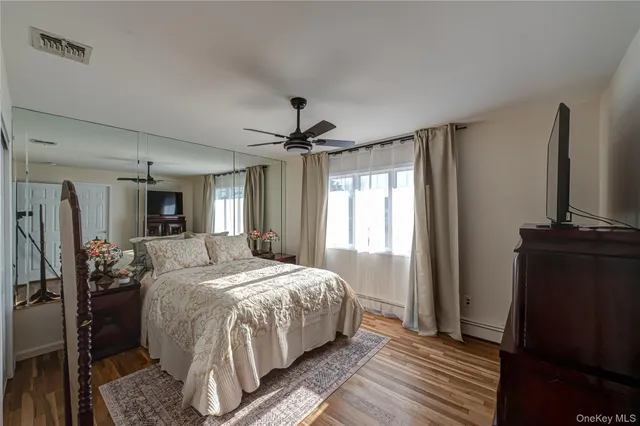 $710,000 | 928 Peconic Avenue, West Babylon, NY 11704