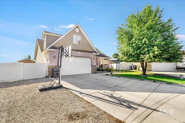 $490,000 | 2213 Alex Drive, Filer, ID 83328