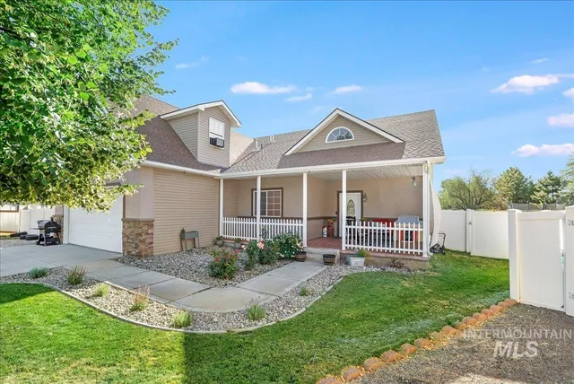 $490,000 | 2213 Alex Drive, Filer, ID 83328