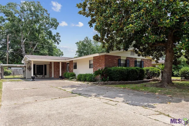 $180,000 | 626 Bluebell Street, Port Allen, LA 70767