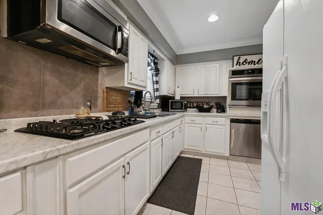 $180,000 | 626 Bluebell Street, Port Allen, LA 70767