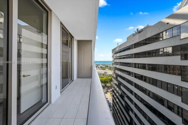 $6,000 | 2678 Tigertail Avenue, Unit 1209, Miami, FL 33133