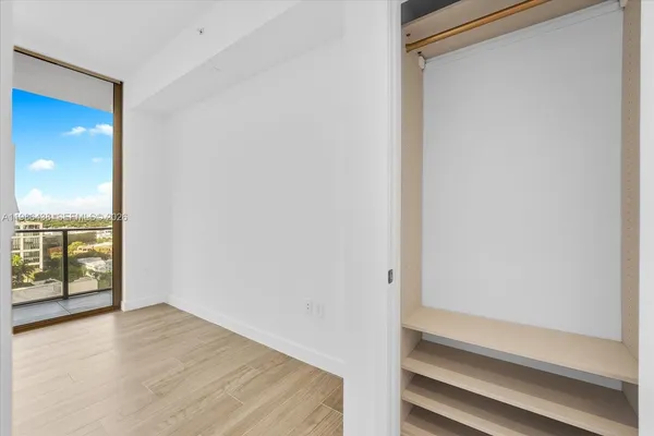 $6,000 | 2678 Tigertail Avenue, Unit 1209, Miami, FL 33133