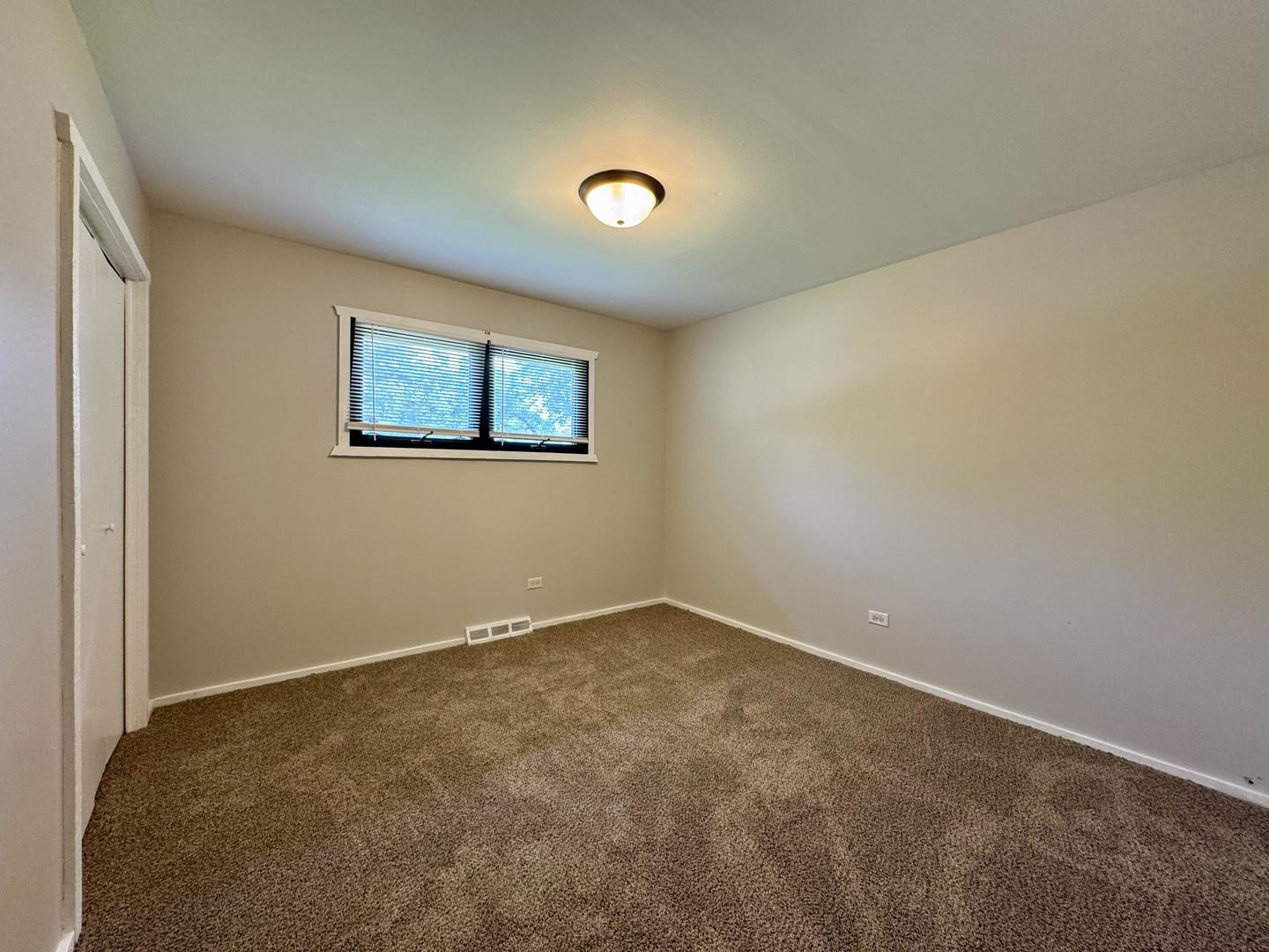 16159 Long Avenue Oak Forest, IL 60452 - Photo 12 of 33