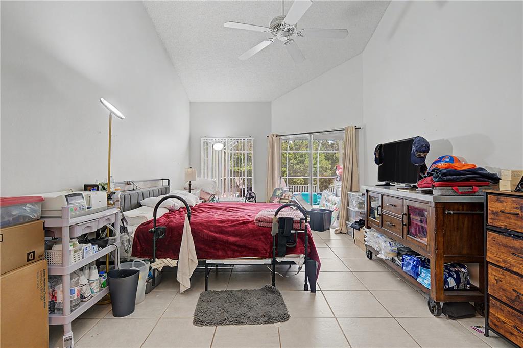 7201 Forestedge Court New Port Richey, FL 34655 - Photo 16 of 37
