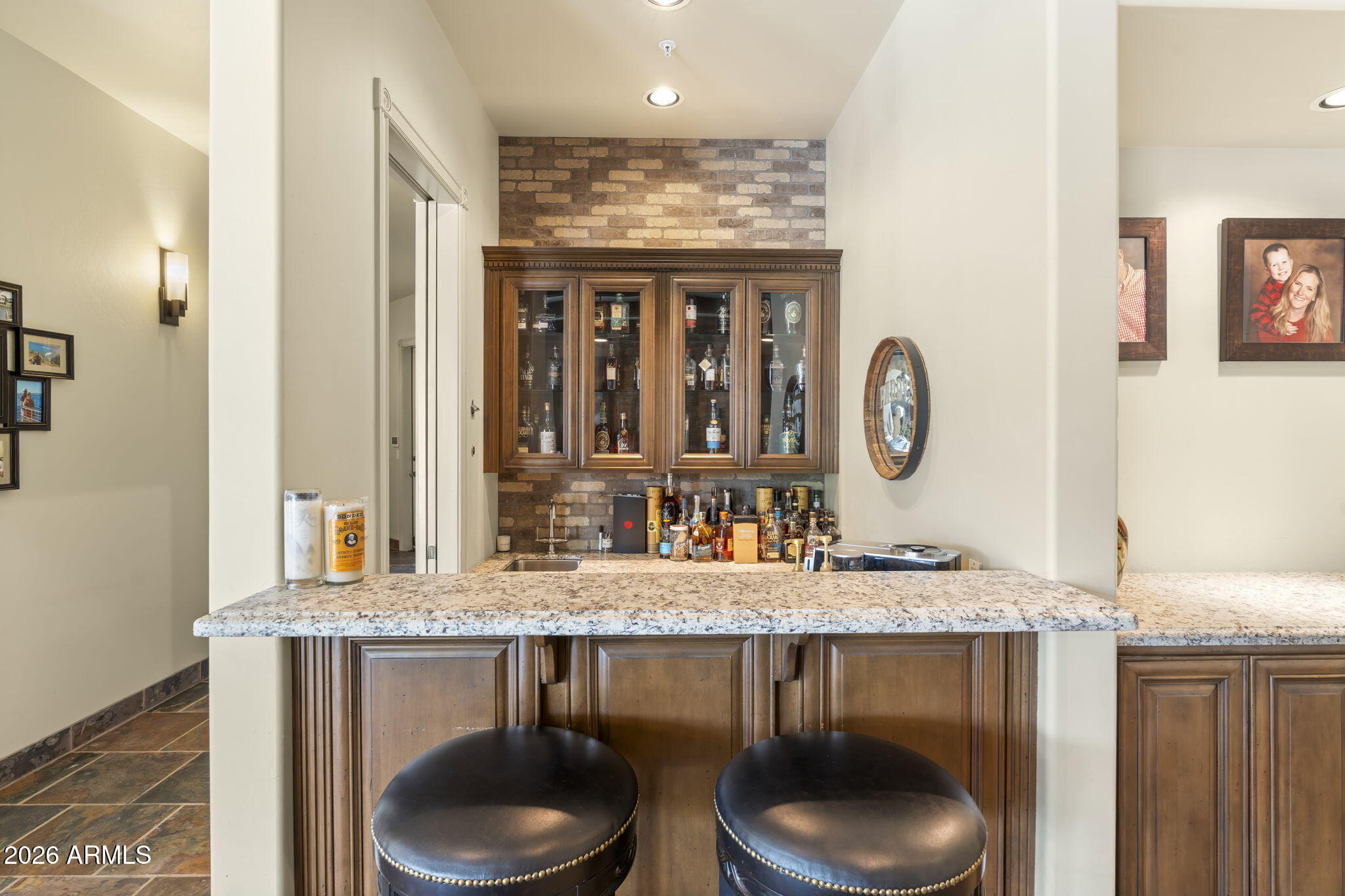 6427 East Horseshoe Road Paradise Valley, AZ 85253 - Photo 7 of 93 Bar