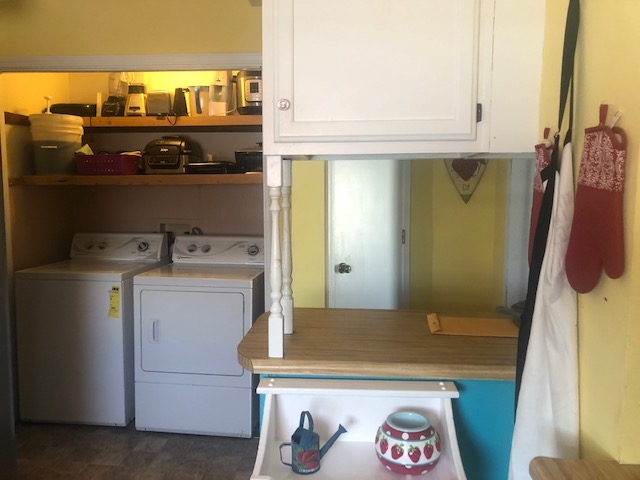 1227 Ridgeway Avenue Vincennes, IN 47591 - Photo 9 of 18 Gallery Image 9