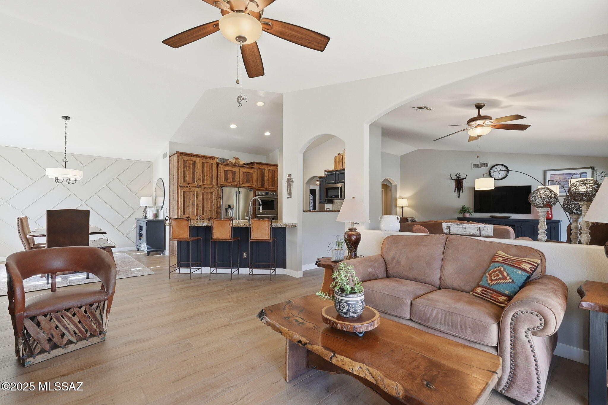 37467 South Ridgeview Boulevard Tucson, AZ 85739 - Photo 5 of 43