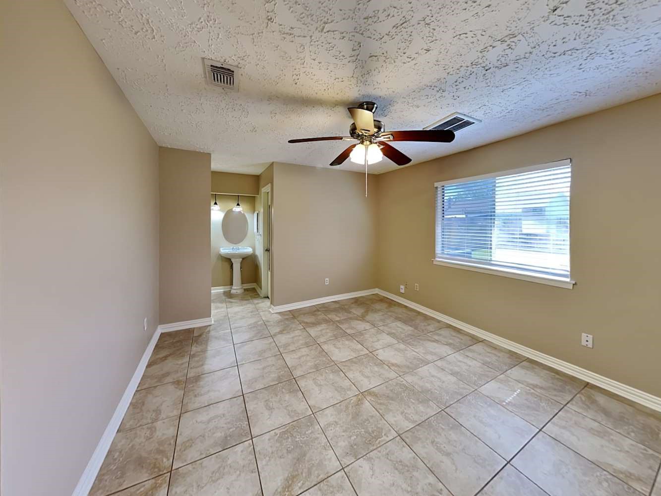 410 Buoy Road Houston, TX 77598 - Photo 12 of 16