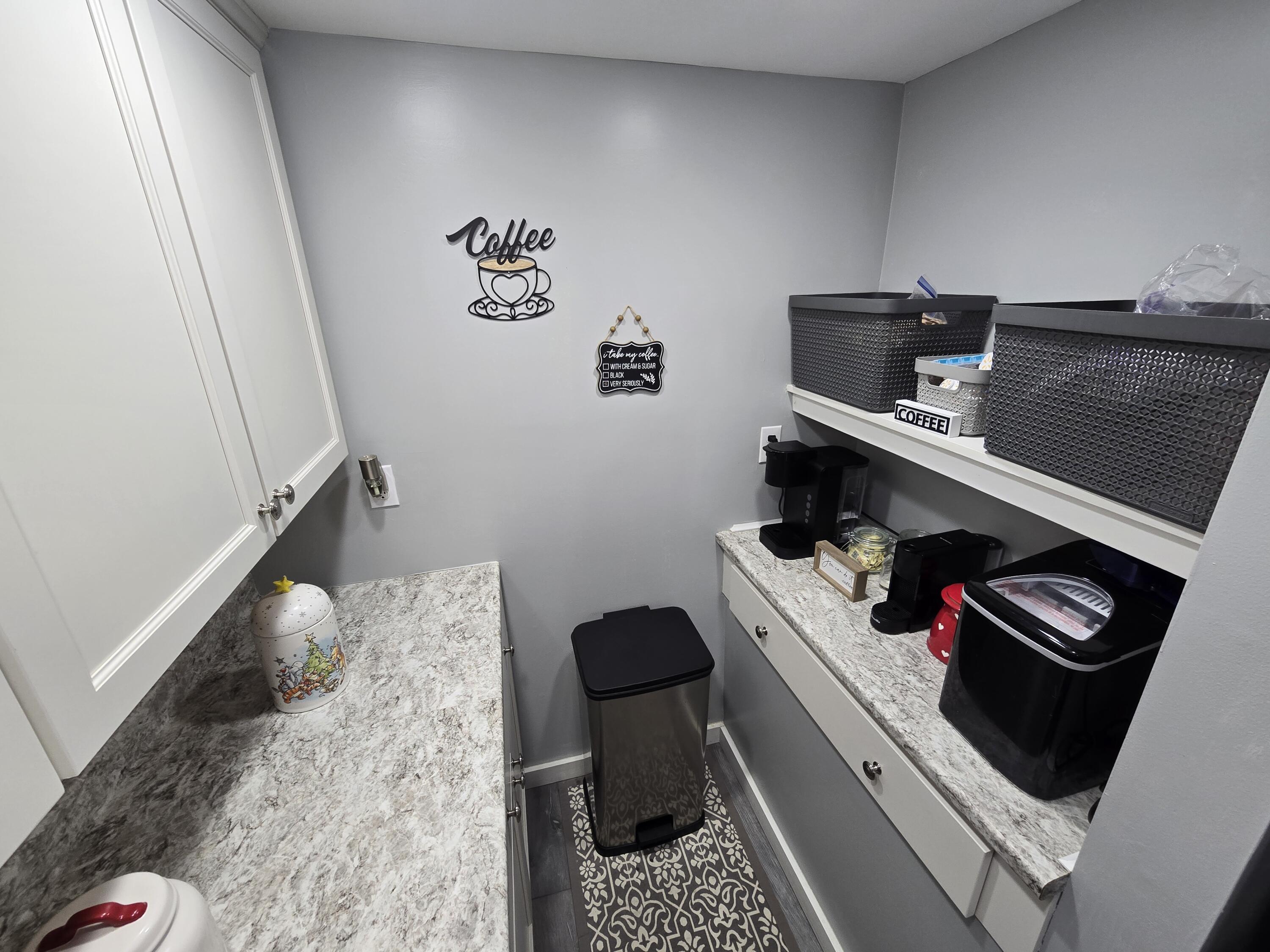 82 James Street Bangor, ME 04401 - Photo 4 of 30 20250227_090530