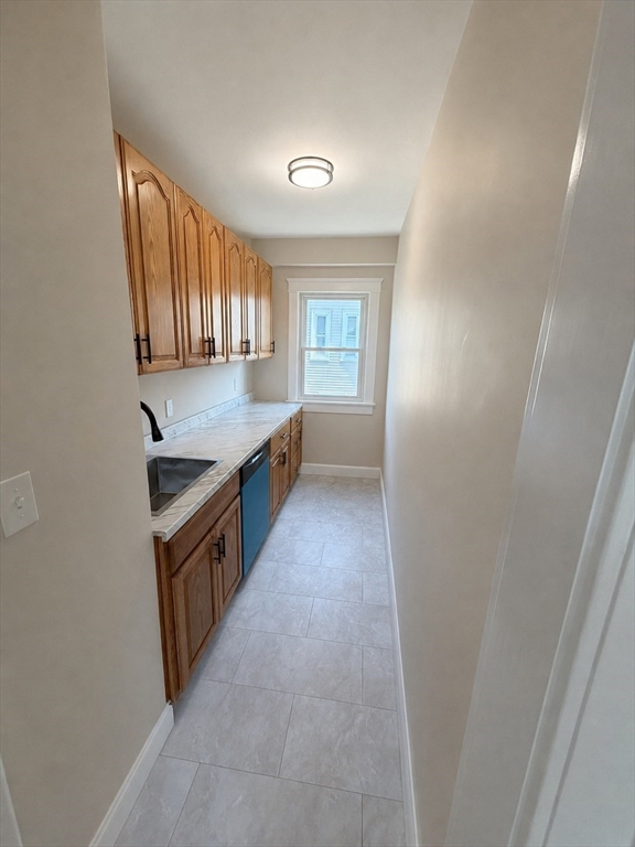 10 Tower Street, Unit 3 Worcester, MA 01606 - Photo 6 of 13