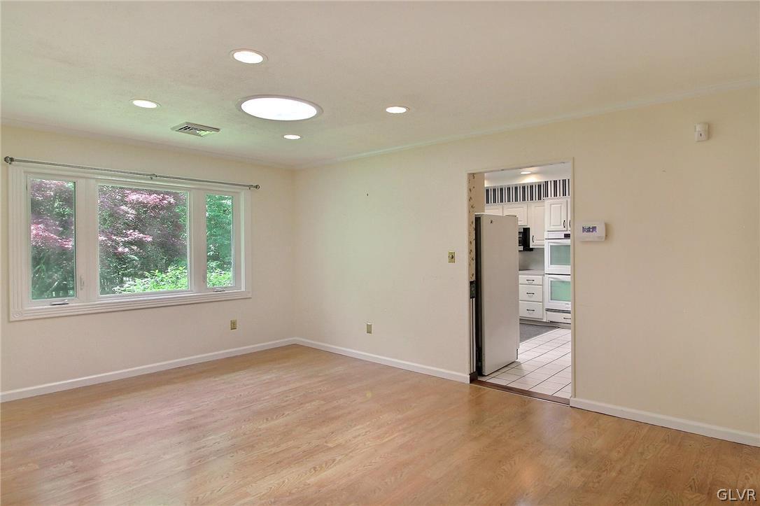 398 Fish Hill Road Tannersville, PA 18372 - Photo 8 of 42 Gallery Image 8