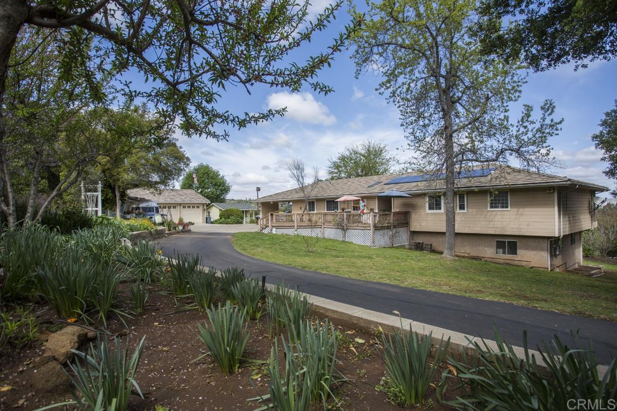 15550 Las Manzanitas Road Ramona, CA 92065 - Photo 1 of 24 Gallery Image 1