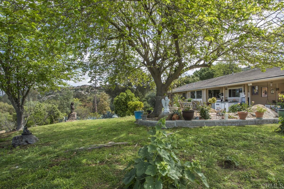 15550 Las Manzanitas Road Ramona, CA 92065 - Photo 9 of 24 Gallery Image 9