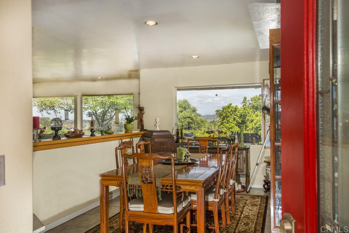 15550 Las Manzanitas Road Ramona, CA 92065 - Photo 10 of 24 Gallery Image 10