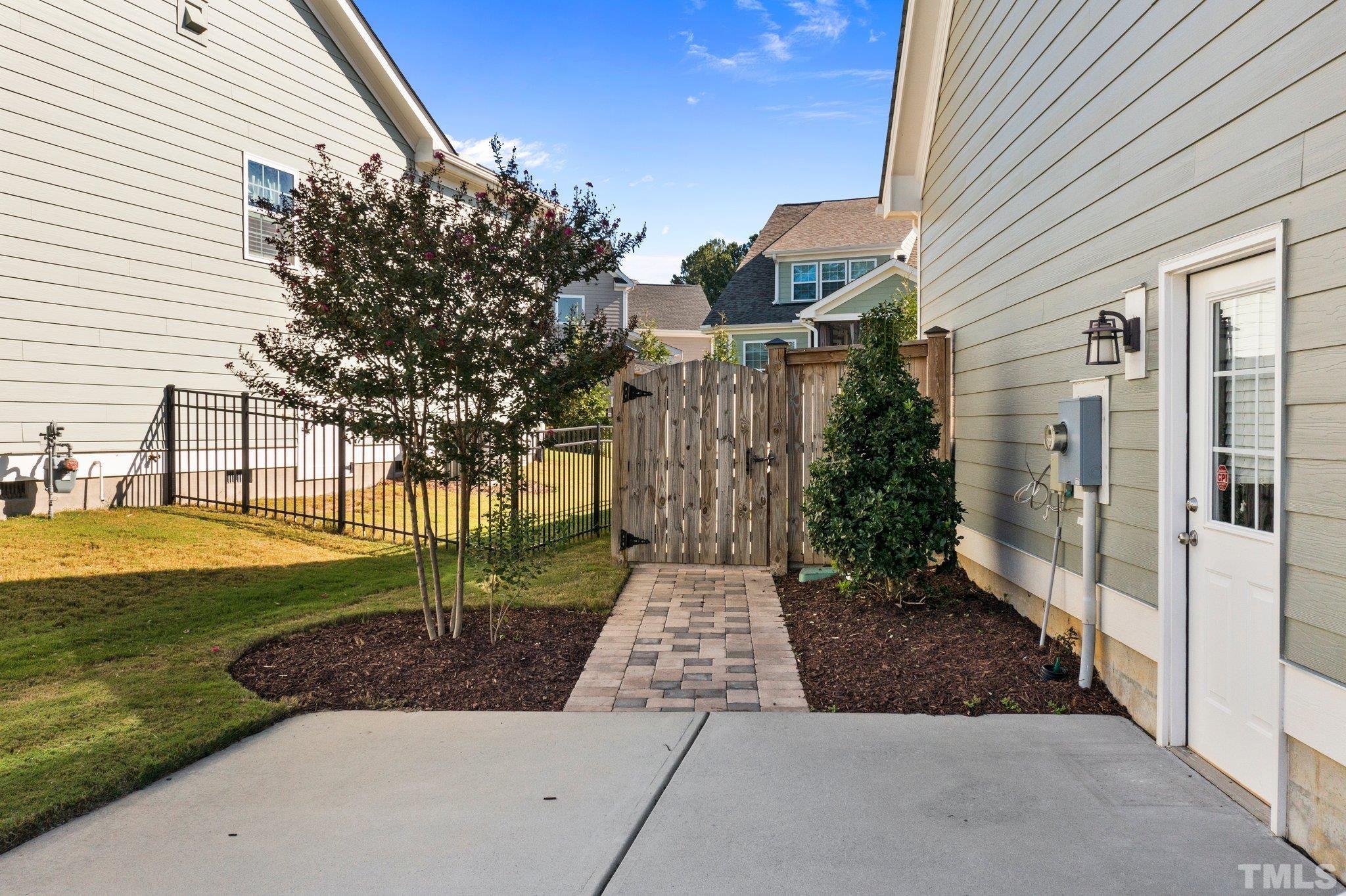 2830 Riley's Pond Drive Apex, NC 27502 - Photo 47 of 54