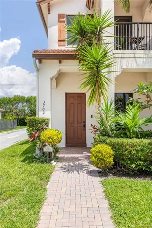 $5,000 | 3700 Northwest 84th Way, Cooper City, FL 33024