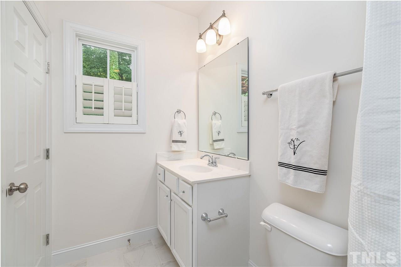 538 Ledbetter Court Raleigh, NC 27608 - Photo 24 of 30