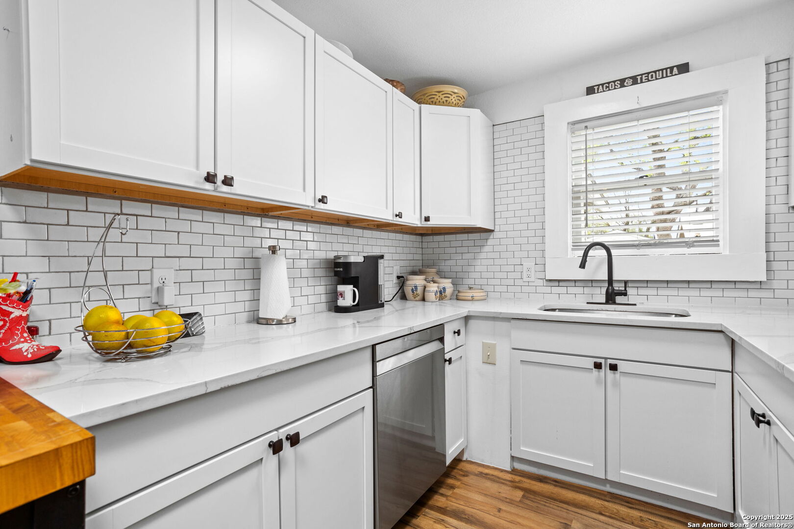 314 Trail San Antonio, TX 78212 - Photo 13 of 32