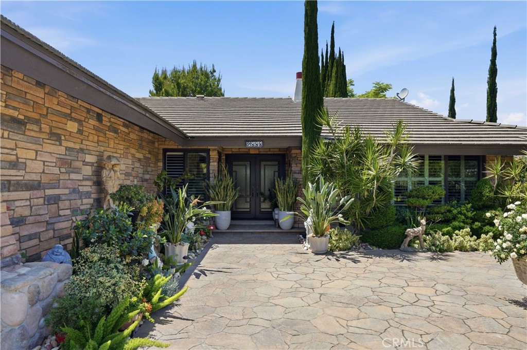 2888 North Wyngate Road Orange, CA 92867 - Photo 3 of 49
