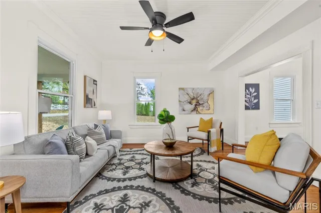 $400,000 | 2934 South Highway 94, Defiance, MO 63341