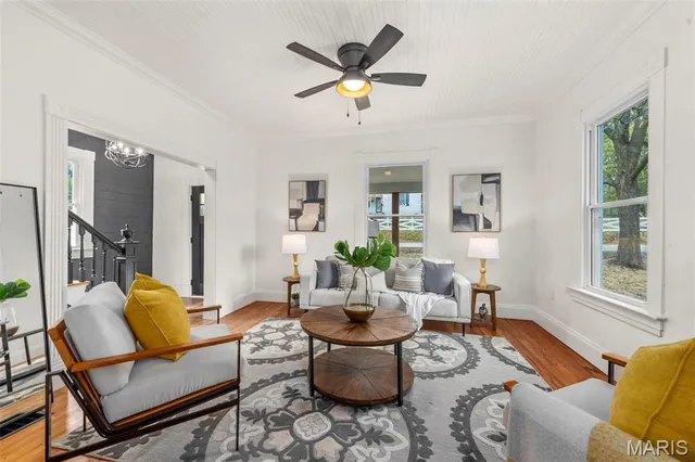 $400,000 | 2934 South Highway 94, Defiance, MO 63341