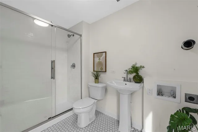 $400,000 | 2934 South Highway 94, Defiance, MO 63341