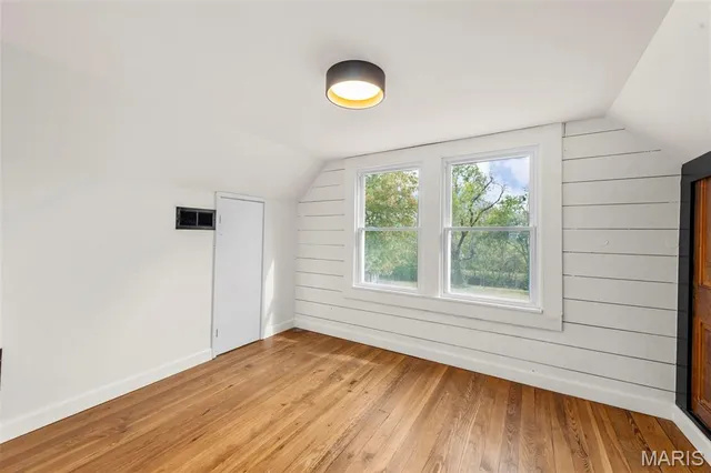 $400,000 | 2934 South Highway 94, Defiance, MO 63341