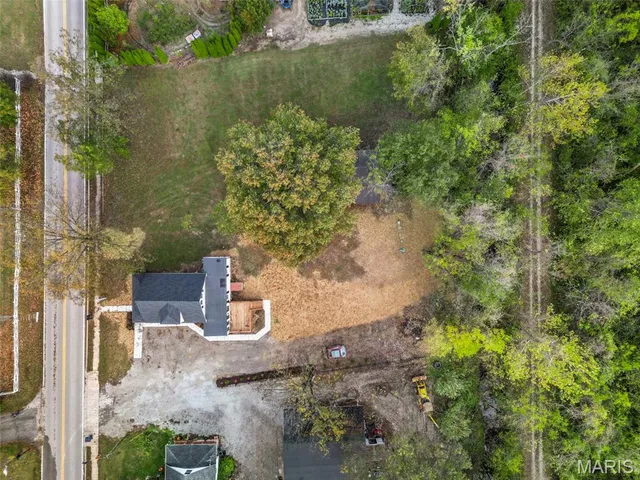 $400,000 | 2934 South Highway 94, Defiance, MO 63341