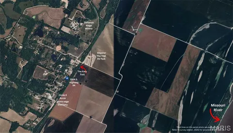 $385,000 | 2934 South Highway 94, Defiance, MO 63341