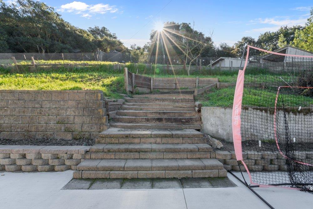 7501 Langley Canyon Road Salinas, CA 93907 - Photo 27 of 47