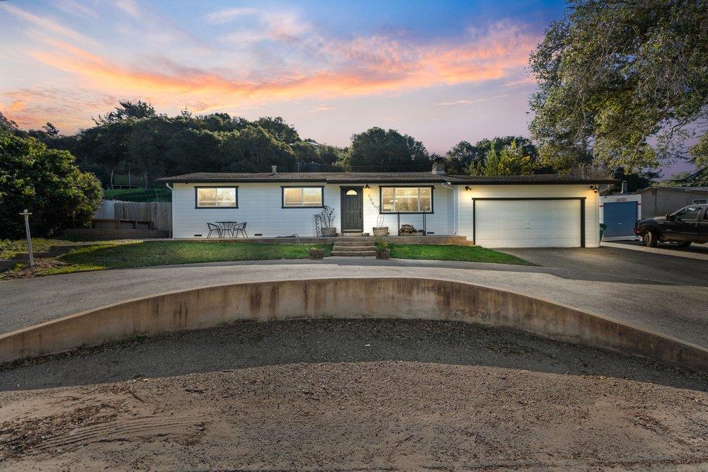 7501 Langley Canyon Road Salinas, CA 93907 - Photo 4 of 47