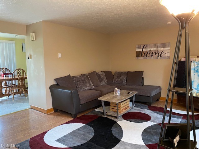 1013 State Road Northwest Warren, OH 44481 - Photo 19 of 30 1021
