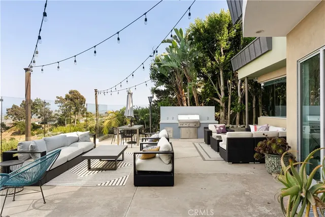 $15,000 | 3230 Tyrol Drive, Laguna Beach, CA 92651