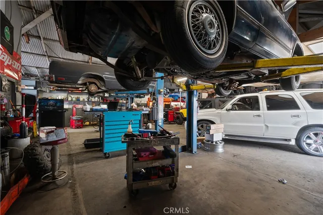 $639,900 | 455 South La Cadena Drive, Colton, CA 92324