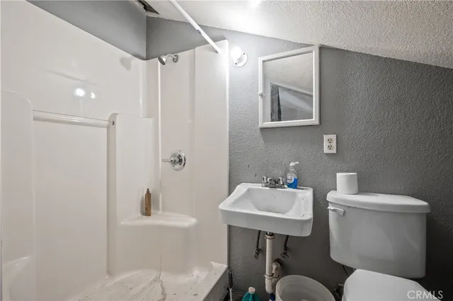 $639,900 | 455 South La Cadena Drive, Colton, CA 92324