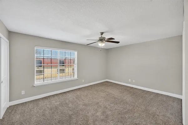 $1,330 | 4101 East NASA Parkway, Unit 352, Seabrook, TX 77586