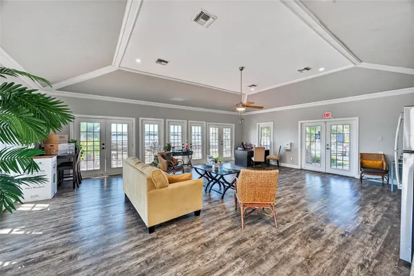 $1,330 | 4101 East NASA Parkway, Unit 352, Seabrook, TX 77586