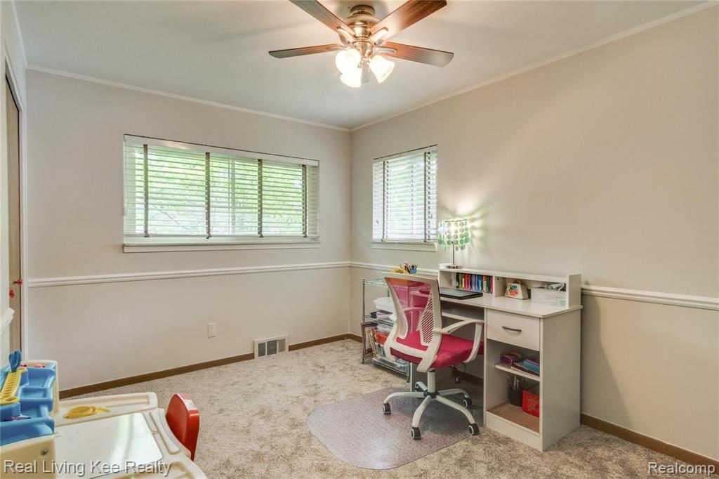 797 Redwood Court Rochester Hills, MI 48309 - Photo 22 of 40