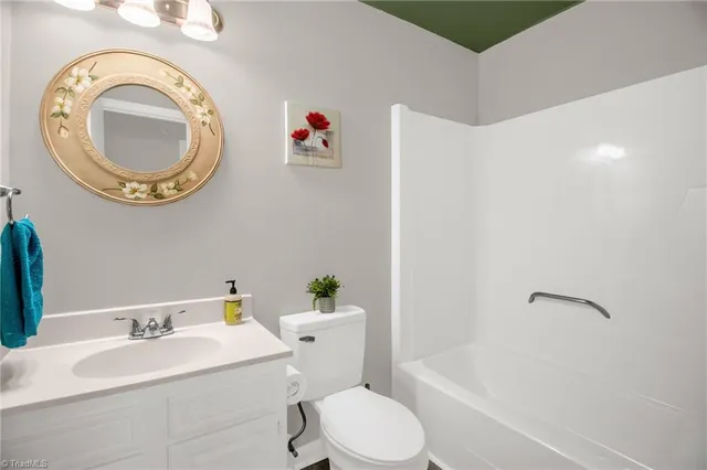 $260,000 | 176 Terrace Lane, Lexington, NC 27292