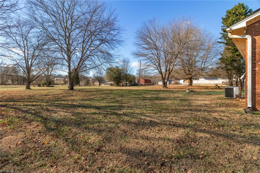 176 Terrace Lane Lexington, NC 27292 - Photo 29 of 37