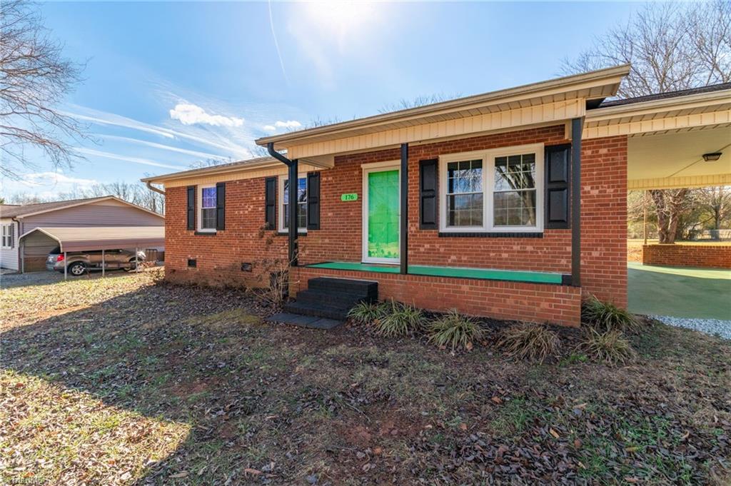 176 Terrace Lane Lexington, NC 27292 - Photo 5 of 37