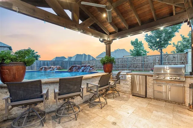 a view of an outdoor sitting area with couch