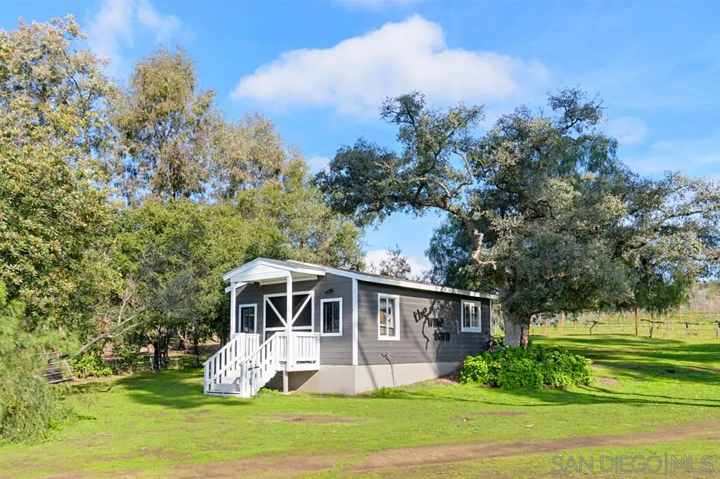 14551 Oak Meadow Road Valley Center, CA 92082 - Photo 24 of 25 Gallery Image 24