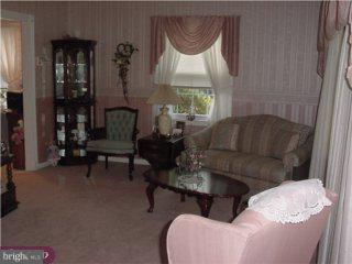 126 Harding Road Southampton, PA 18966 - Photo 5 of 6 Gallery Image 5