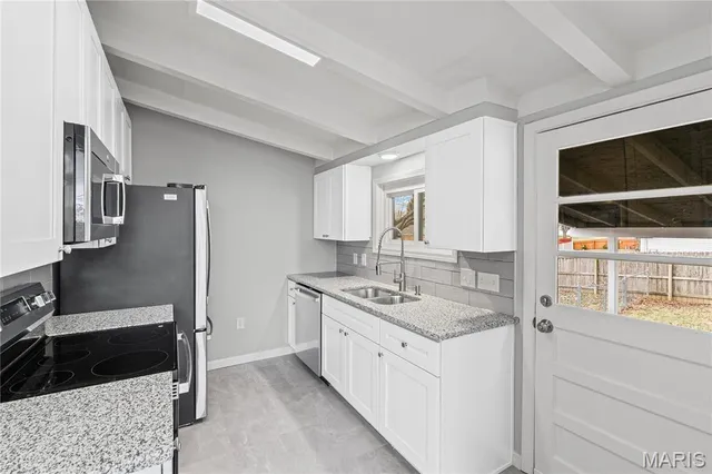 $263,000 | 6 Mound Drive, St. Peters, MO 63376