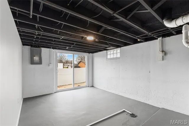 $263,000 | 6 Mound Drive, St. Peters, MO 63376