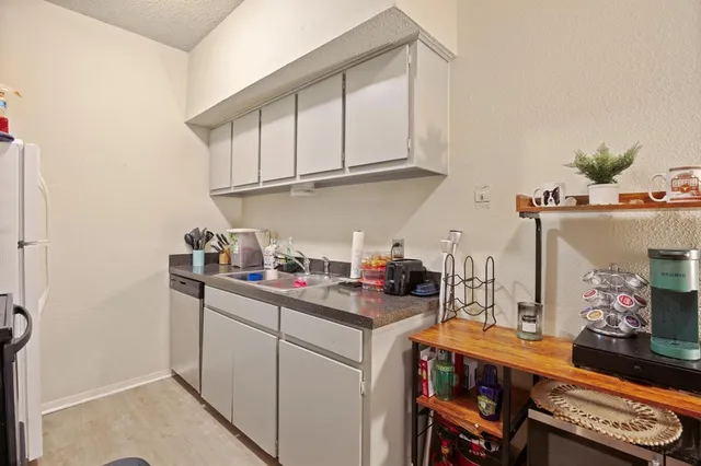 $1,150 | 3316 Guadalupe Street, Unit 312, Austin, TX 78705